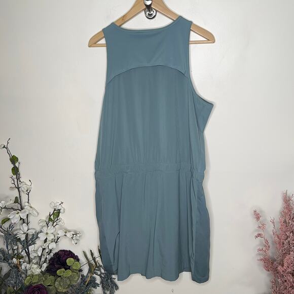 Athleta Women's Mini Dress in Light Blue - Picture 6 of 10